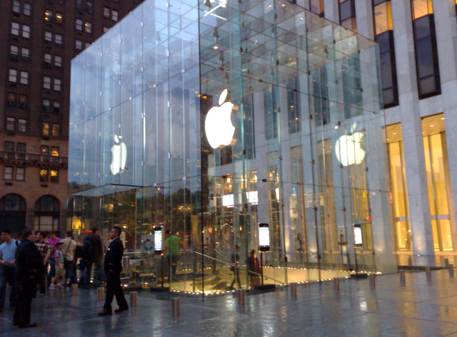 apple1 Crisi iPhone: Apple prevede 9 miliardi di dollari in meno.