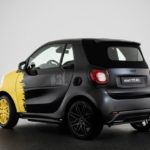 3 2 Ecco lʼultima Smart a benzina: Final Collectorʼs Edition