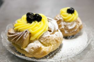 zeppole di san giuseppe Perché si festeggia la festa del papà e si mangiano le zeppole di San Giuseppe?