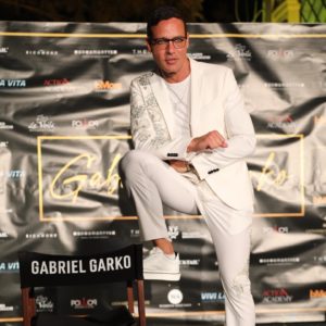 a Roma rende omaggio a Gabriel Garko