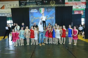 026A 32 71 Successo per il 3° concorso Gran Premio della Danza