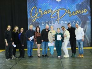 053A 74 119 Successo per il 3° concorso Gran Premio della Danza